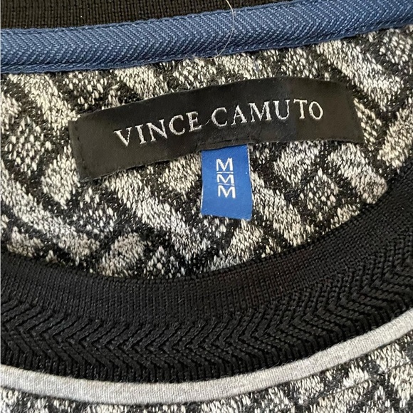 Vince Camuto slim fit diamond textured sweater, medium, condition is 10/10 - Picture 3 of 3